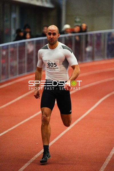 Athlet mit Startnummer 805 in Aktion