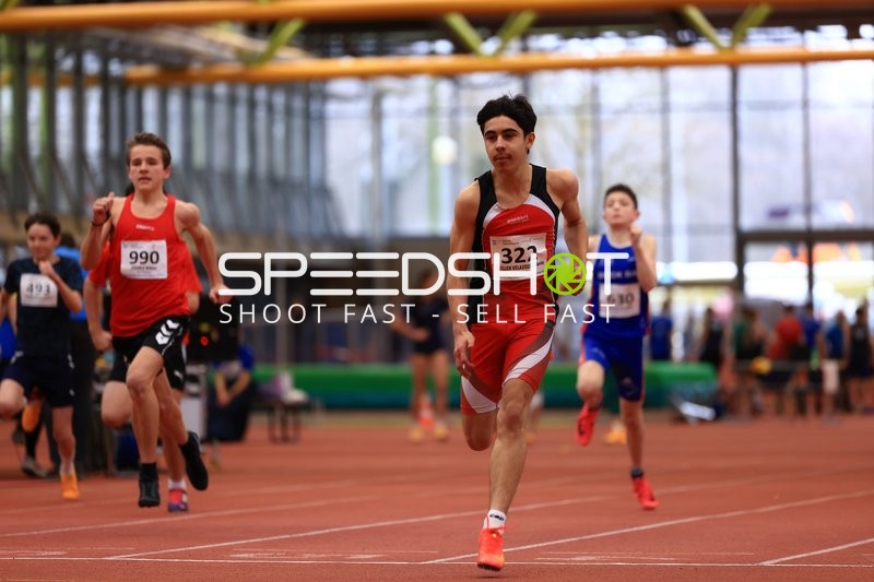 Läufer in Aktion bei Südbayrischer Meisterschaft