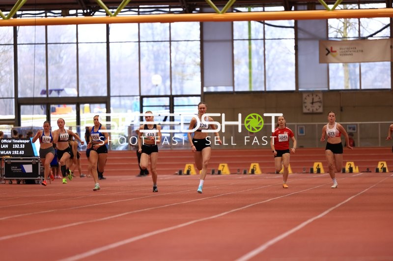 Sprintstart bei Südbayrischer Meisterschaft