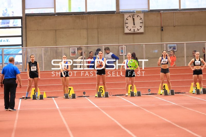 Athletinnen am Startblock