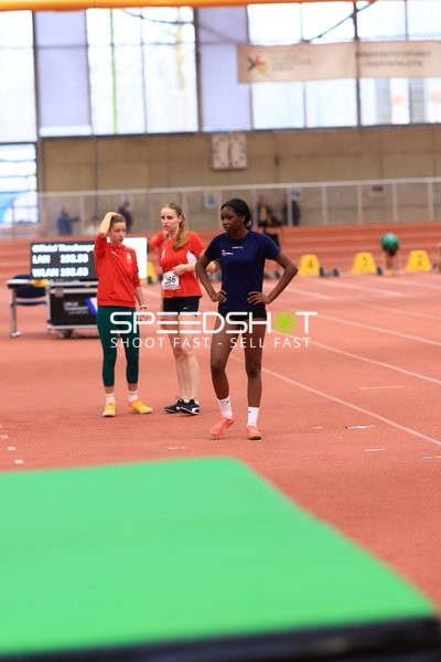 Athletinnen vor Wettkampf