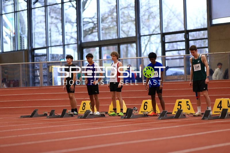 Athleten an Startblöcken in München