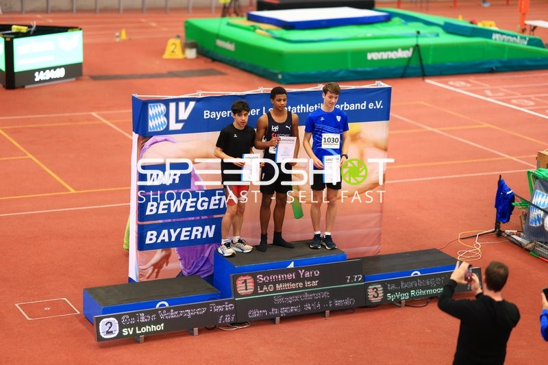 Athleten auf Siegerpodest in München