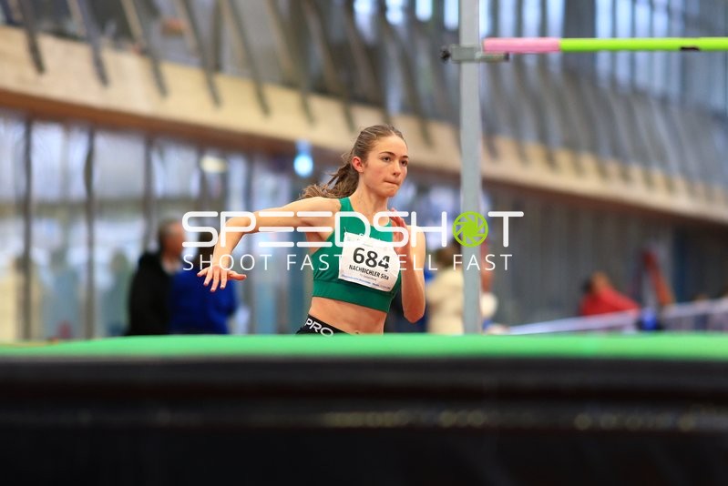 Athletin beim Hochsprung in München