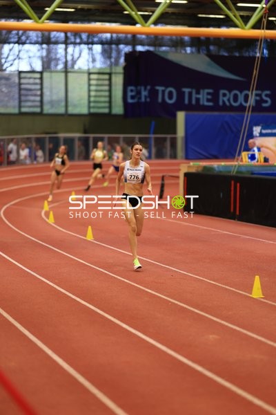 Athletin läuft bei Südbayrischer Meisterschaft