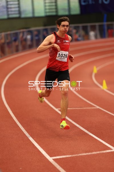 Athlet mit Startnummer 1026 in Aktion