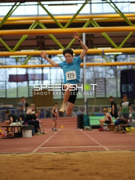 Startnummer 271 beim Weitsprung