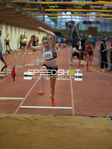 Startnummer 184 beim Weitsprung