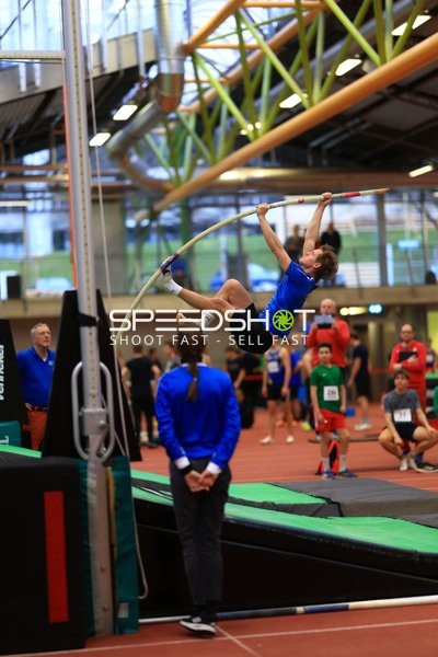 Stabhochsprung bei Südbayrischer Meisterschaft