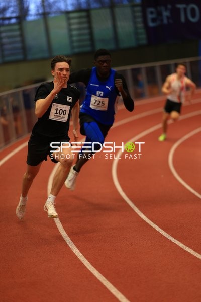 Sprint mit {null_100} in Führung