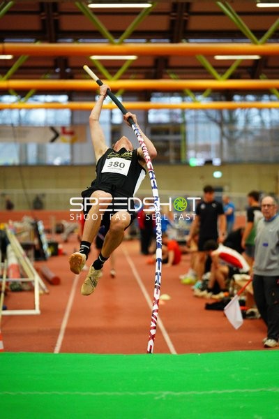 Stabhochsprung bei Südbayrischer Meisterschaft