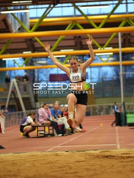 Startnummer 399 beim Weitsprung