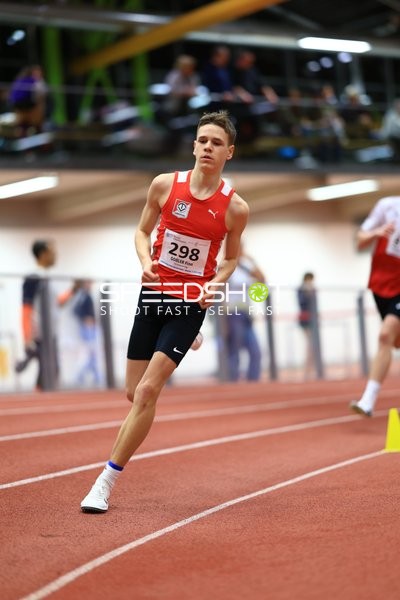 Athlet mit Nummer 298 in Aktion