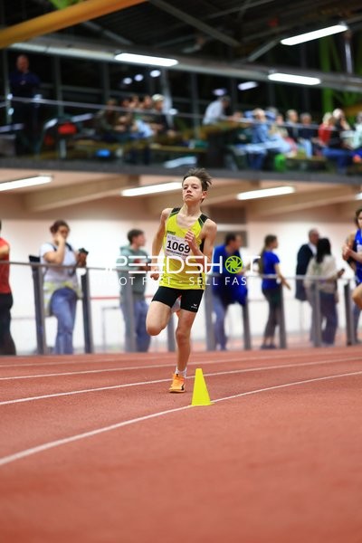 Athlet läuft bei Südbayrischer Meisterschaft