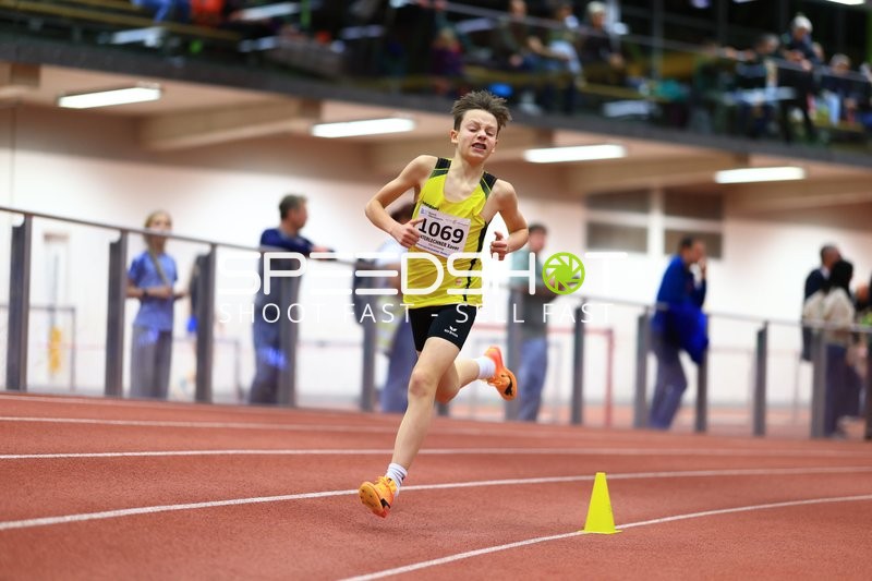 Athlet mit Startnummer 1069 in Aktion