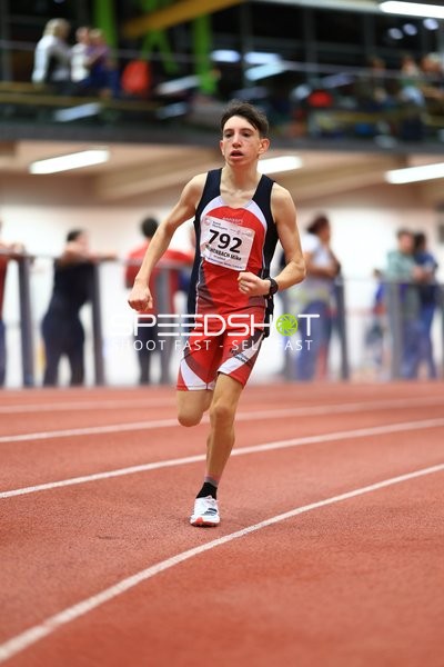 Athlet mit Startnummer 792 in Aktion