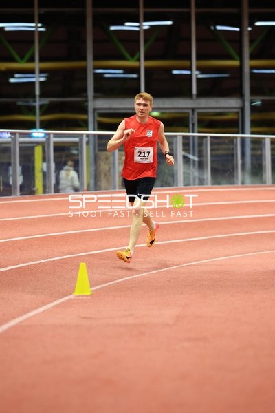 Athlet mit Startnummer 217 in Aktion