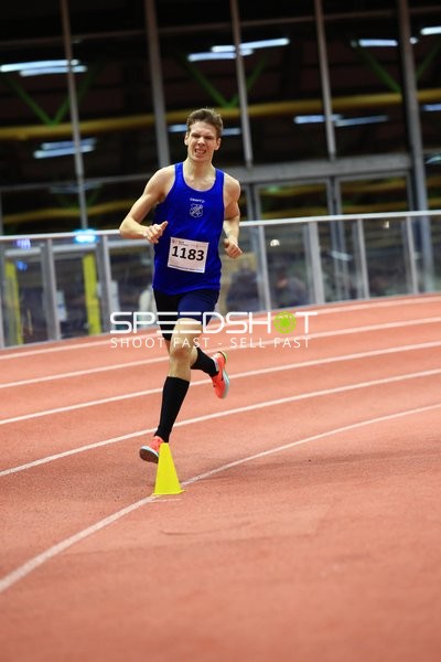 Athlet mit Startnummer 1183 in Aktion