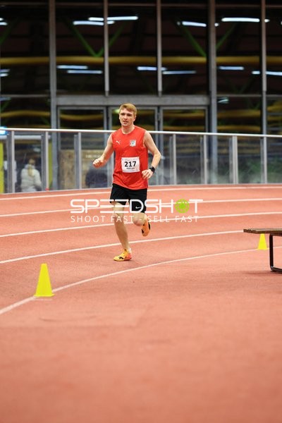 Athlet mit Startnummer 217 in Aktion