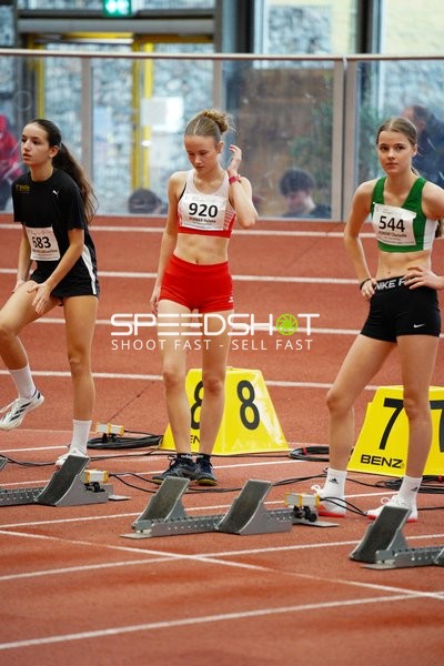 Athletinnen am Startblock in München