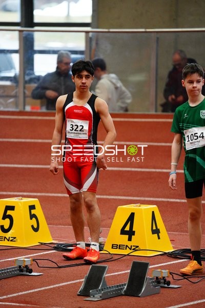 Athlet 322 am Startblock