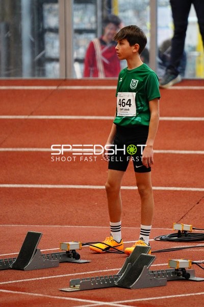 Athlet mit Startnummer 464 am Start