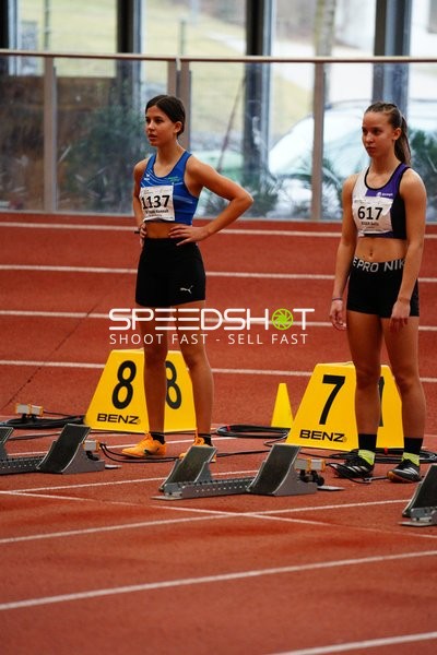 Athletinnen am Startblock in München