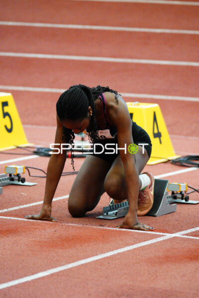 Athletin in Startposition in München