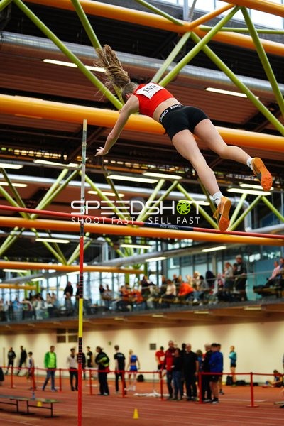 Athletin beim Hochsprung in München