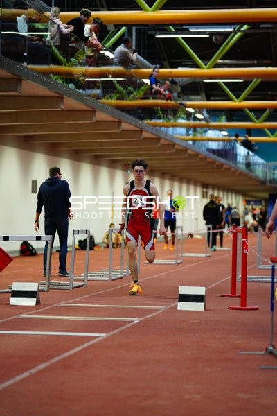 Athlet mit Startnummer 793 in Aktion