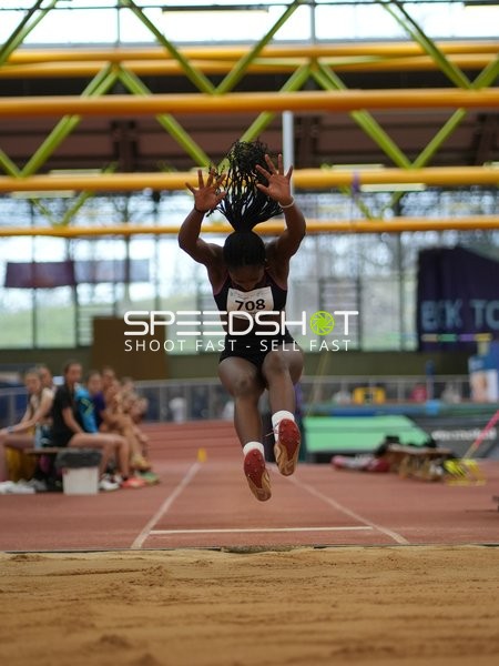 Athletin 708 beim Weitsprung