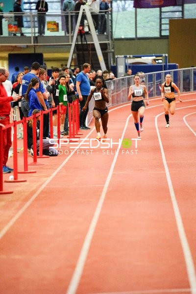 Sprint mit Startnummern 689, 101, 156