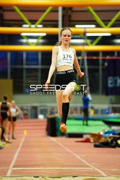 Startnummer 176 beim Weitsprung