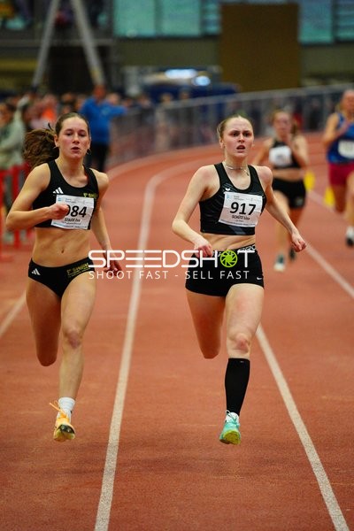 Sprintduell mit Startnummer 084 und 917