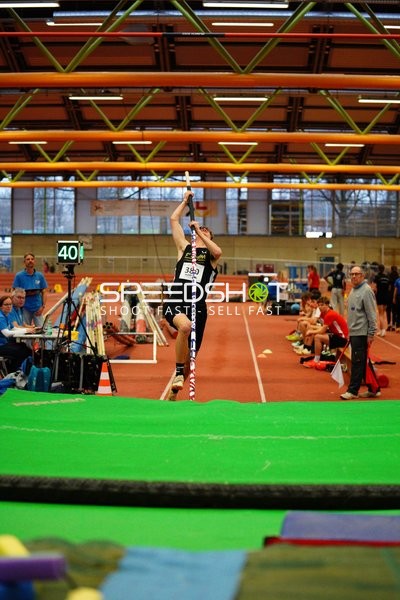 Stabhochsprung mit Startnummer 380