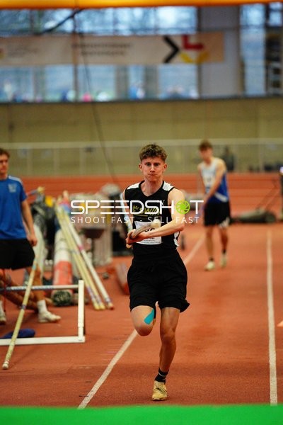 Athlet beim Stabhochsprung