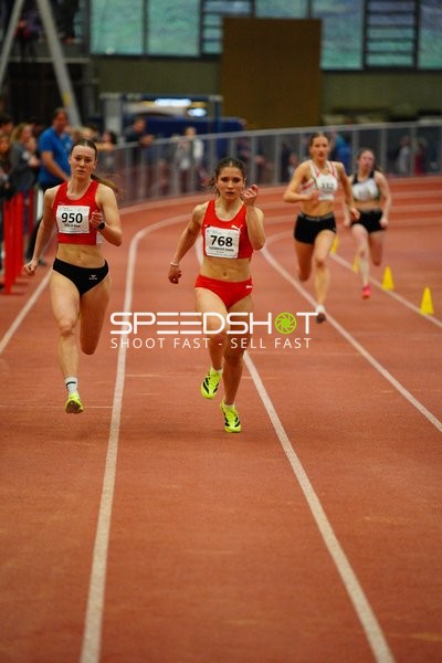 Sprint mit Startnummern 950 und 768