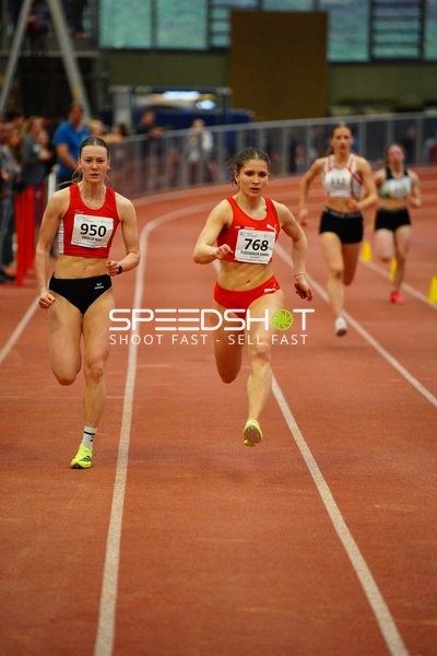 Sprint mit Startnummern 950 und 768