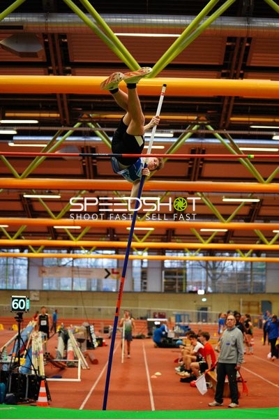 Stabhochspringer in Aktion