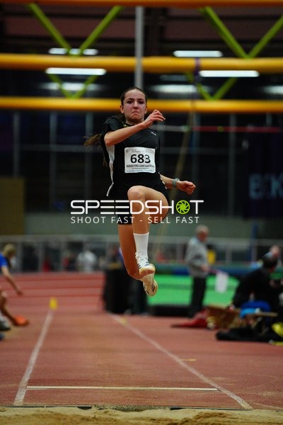 Startnummer 683 beim Weitsprung