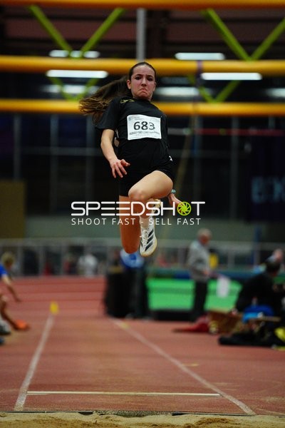 Startnummer 683 beim Weitsprung