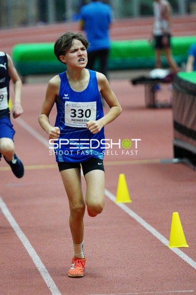 Läufer mit Startnummer 330