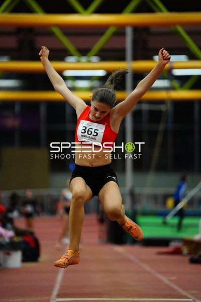 Startnummer 365 beim Weitsprung