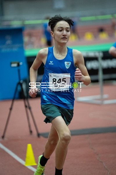 Läufer mit Startnummer 845