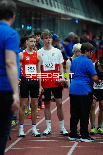 Athleten mit Startnummern 298 und 873