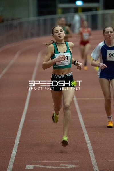 Startnummer 3 in Führung