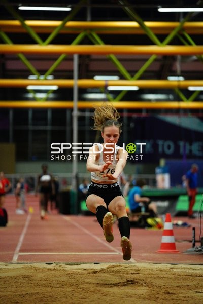 Startnummer 176 beim Weitsprung