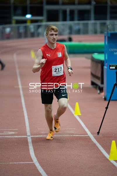 Leichtathlet mit Startnummer 217