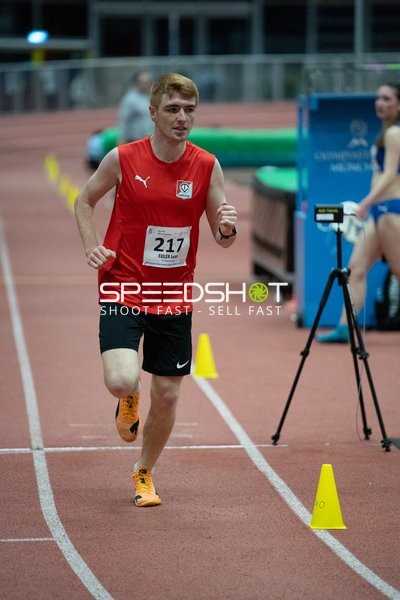 Athlet mit Startnummer 217 in Aktion