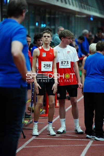 Athleten mit Startnummern 298 und 873